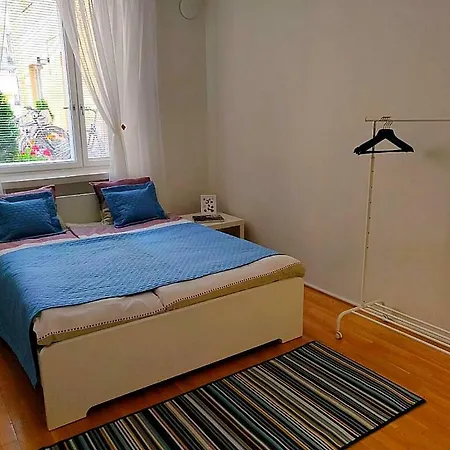 Spacious Diana In City Center Apartman *